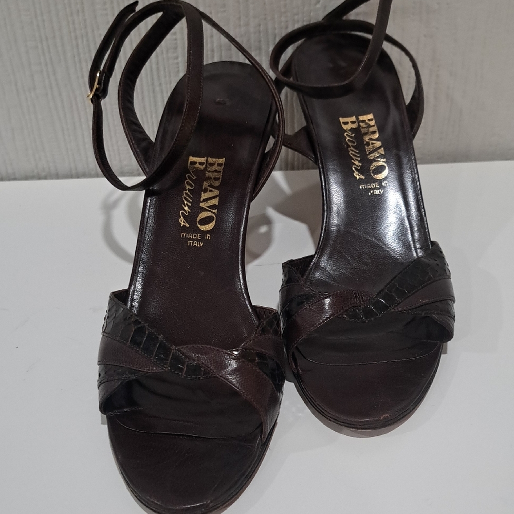 Brown Leather Vintage Bravo Brown Ankle-Strap Sandals